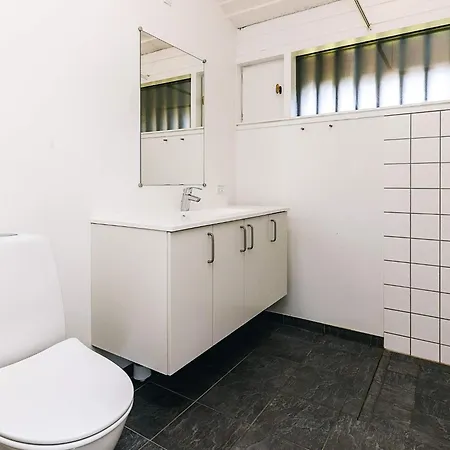 5 Person On A In Semesterbostad